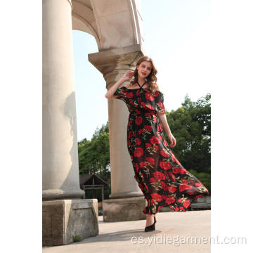 Vestido largo con hombros descubiertos de flores rojos